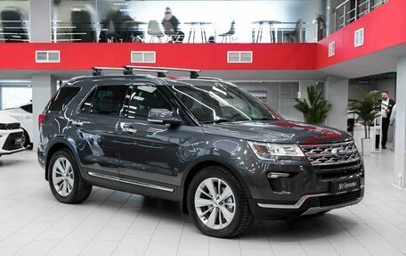 Ford Explorer VI, 2018 год, 2 350 000 рублей, 3 фотография