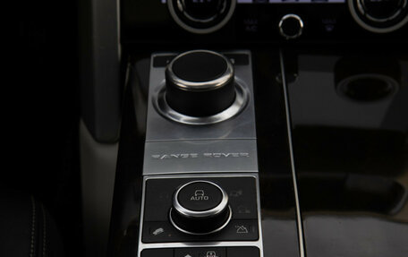 Land Rover Range Rover IV рестайлинг, 2013 год, 3 589 000 рублей, 21 фотография