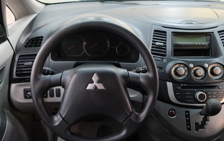 Mitsubishi Grandis, 2008 год, 999 000 рублей, 12 фотография