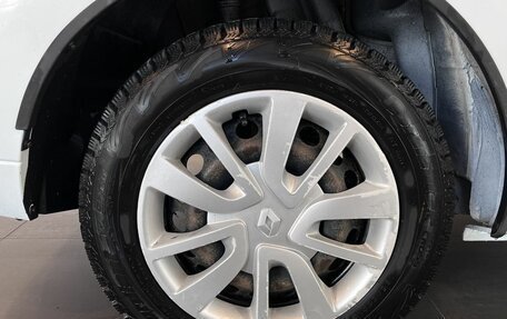 Renault Logan II, 2019 год, 995 000 рублей, 19 фотография
