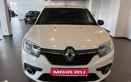 Renault Logan II, 2019 год, 995 000 рублей, 8 фотография