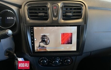 Renault Logan II, 2019 год, 995 000 рублей, 13 фотография