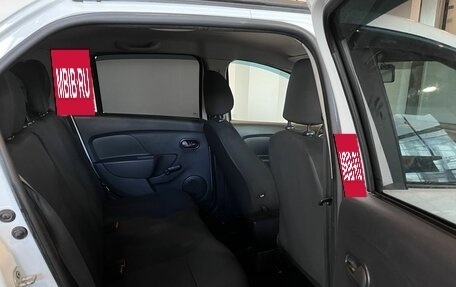 Renault Logan II, 2019 год, 995 000 рублей, 25 фотография