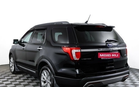 Ford Explorer VI, 2017 год, 2 990 000 рублей, 7 фотография