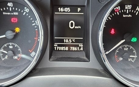 Skoda Yeti I рестайлинг, 2013 год, 950 000 рублей, 24 фотография