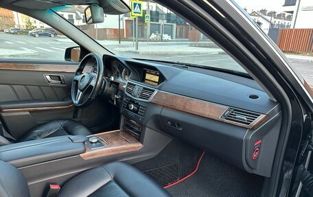 Mercedes-Benz E-Класс, 2012 год, 1 200 000 рублей, 23 фотография