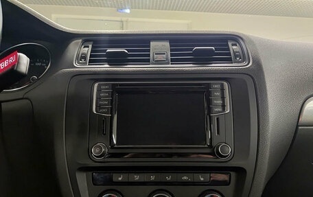 Volkswagen Jetta VI, 2016 год, 1 375 000 рублей, 15 фотография