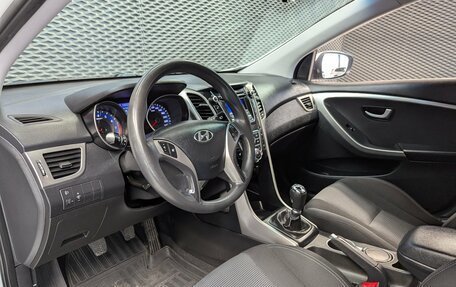 Hyundai i30 II рестайлинг, 2013 год, 1 150 000 рублей, 10 фотография
