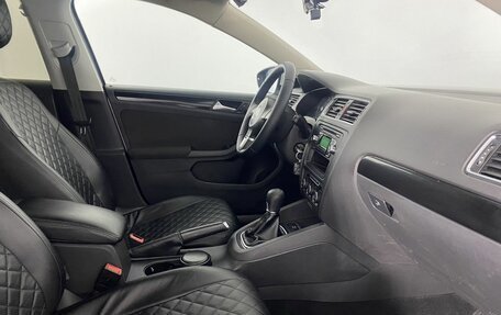 Volkswagen Jetta VI, 2012 год, 899 000 рублей, 5 фотография