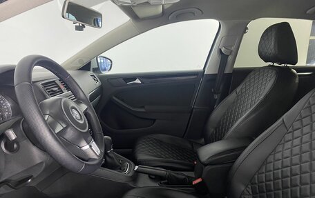 Volkswagen Jetta VI, 2012 год, 899 000 рублей, 4 фотография
