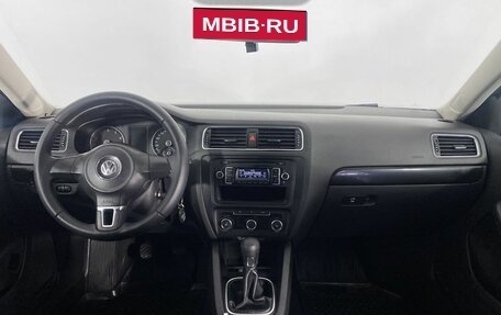 Volkswagen Jetta VI, 2012 год, 899 000 рублей, 8 фотография