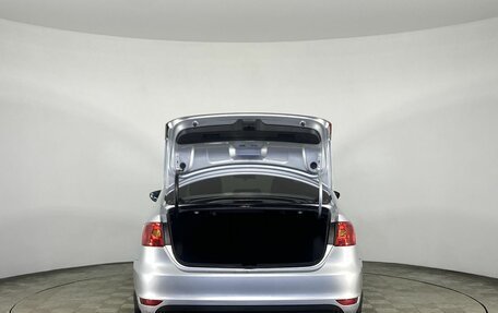 Volkswagen Jetta VI, 2012 год, 899 000 рублей, 18 фотография