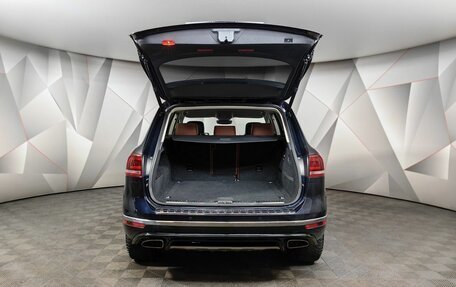 Volkswagen Touareg III, 2017 год, 4 330 000 рублей, 11 фотография
