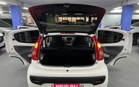 Peugeot 107 I рестайлинг, 2012 год, 525 000 рублей, 22 фотография
