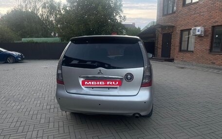 Mitsubishi Grandis, 2003 год, 480 000 рублей, 2 фотография