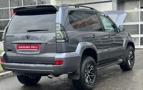 Toyota Land Cruiser Prado 120 рестайлинг, 2003 год, 2 450 000 рублей, 3 фотография
