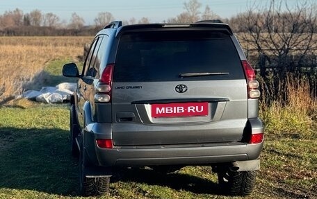 Toyota Land Cruiser Prado 120 рестайлинг, 2003 год, 2 450 000 рублей, 24 фотография