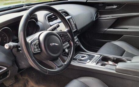 Jaguar XE I рестайлинг, 2015 год, 1 500 000 рублей, 6 фотография