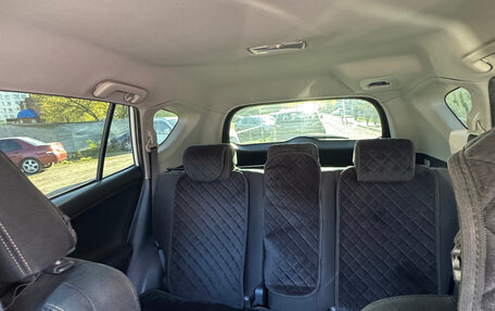 Toyota RAV4, 2015 год, 1 799 000 рублей, 7 фотография