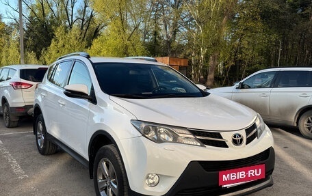 Toyota RAV4, 2015 год, 1 799 000 рублей, 10 фотография