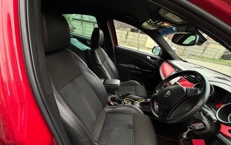 Alfa Romeo Giulietta, 2011 год, 1 100 000 рублей, 11 фотография
