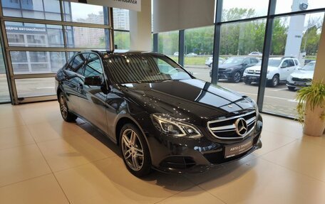 Mercedes-Benz E-Класс, 2013 год, 1 900 000 рублей, 3 фотография