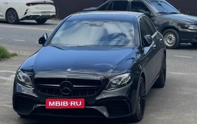 Mercedes-Benz E-Класс, 2020 год, 3 700 000 рублей, 1 фотография
