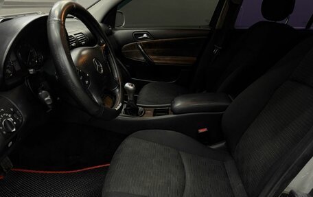Mercedes-Benz C-Класс, 2005 год, 589 999 рублей, 8 фотография