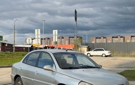 KIA Rio II, 2001 год, 107 000 рублей, 2 фотография