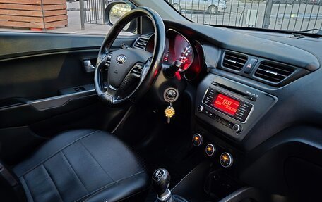 KIA Rio III рестайлинг, 2017 год, 1 140 000 рублей, 19 фотография