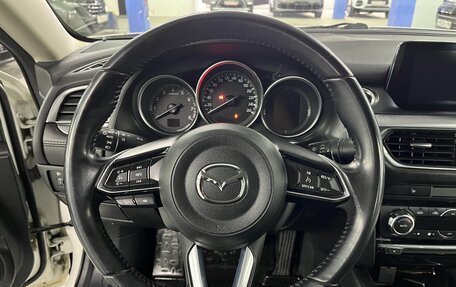 Mazda 6, 2017 год, 2 069 000 рублей, 11 фотография