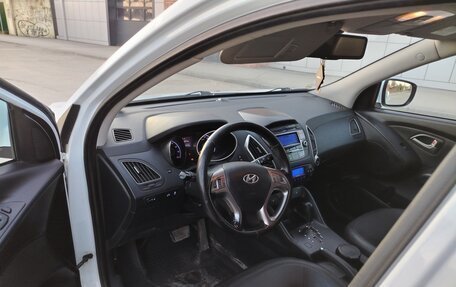 Hyundai ix35 I рестайлинг, 2011 год, 1 190 000 рублей, 8 фотография
