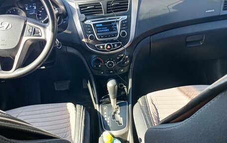 Hyundai Solaris II рестайлинг, 2014 год, 870 000 рублей, 8 фотография