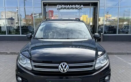 Volkswagen Tiguan I, 2016 год, 1 744 000 рублей, 2 фотография