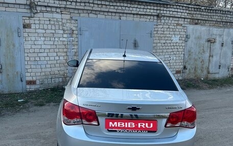 Chevrolet Cruze II, 2011 год, 650 000 рублей, 4 фотография