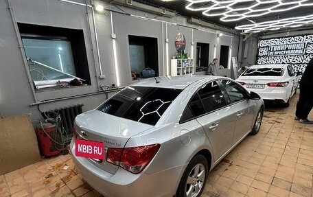Chevrolet Cruze II, 2011 год, 650 000 рублей, 9 фотография