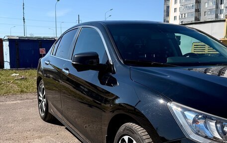 Honda Accord IX рестайлинг, 2013 год, 1 700 000 рублей, 2 фотография