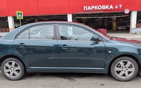 Toyota Avensis III рестайлинг, 2004 год, 525 000 рублей, 3 фотография