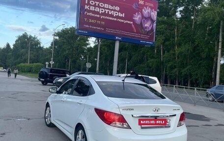 Hyundai Solaris II рестайлинг, 2012 год, 590 000 рублей, 2 фотография