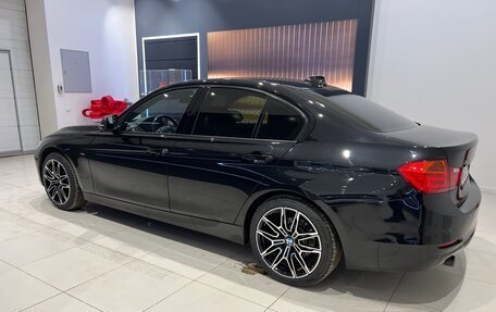 BMW 3 серия, 2014 год, 2 700 000 рублей, 15 фотография