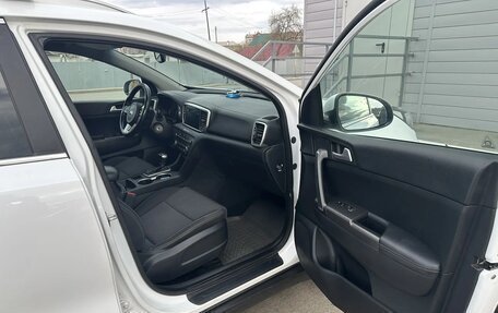 KIA Sportage IV рестайлинг, 2021 год, 2 750 000 рублей, 11 фотография