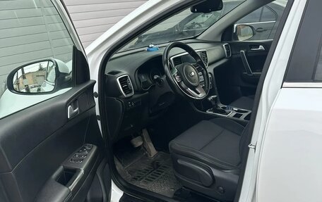 KIA Sportage IV рестайлинг, 2021 год, 2 750 000 рублей, 2 фотография