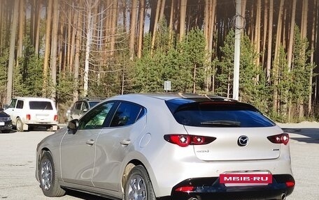 Mazda 3, 2023 год, 1 700 000 рублей, 3 фотография