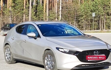 Mazda 3, 2023 год, 1 700 000 рублей, 6 фотография