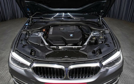 BMW 5 серия, 2019 год, 3 498 000 рублей, 9 фотография