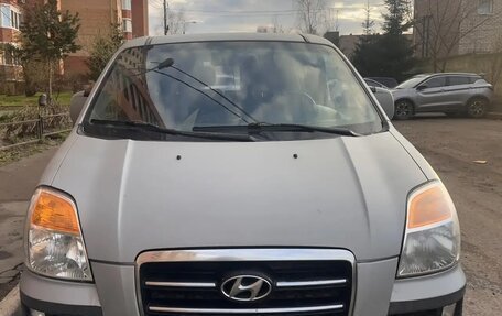 Hyundai Starex I рестайлинг, 2006 год, 950 000 рублей, 1 фотография
