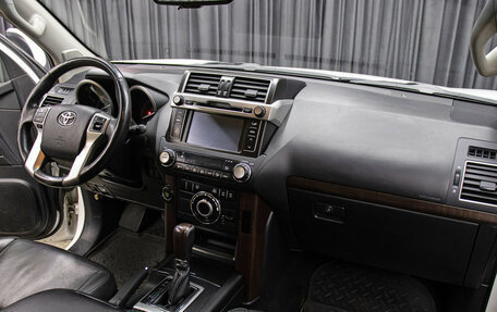 Toyota Land Cruiser Prado 150 рестайлинг 2, 2014 год, 3 298 000 рублей, 11 фотография