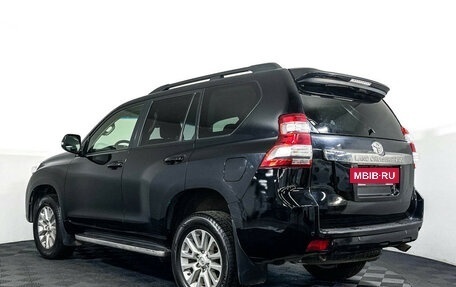 Toyota Land Cruiser Prado 150 рестайлинг 2, 2015 год, 3 697 000 рублей, 7 фотография