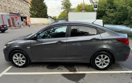 Hyundai Solaris II рестайлинг, 2015 год, 850 000 рублей, 4 фотография
