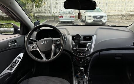 Hyundai Solaris II рестайлинг, 2015 год, 850 000 рублей, 6 фотография